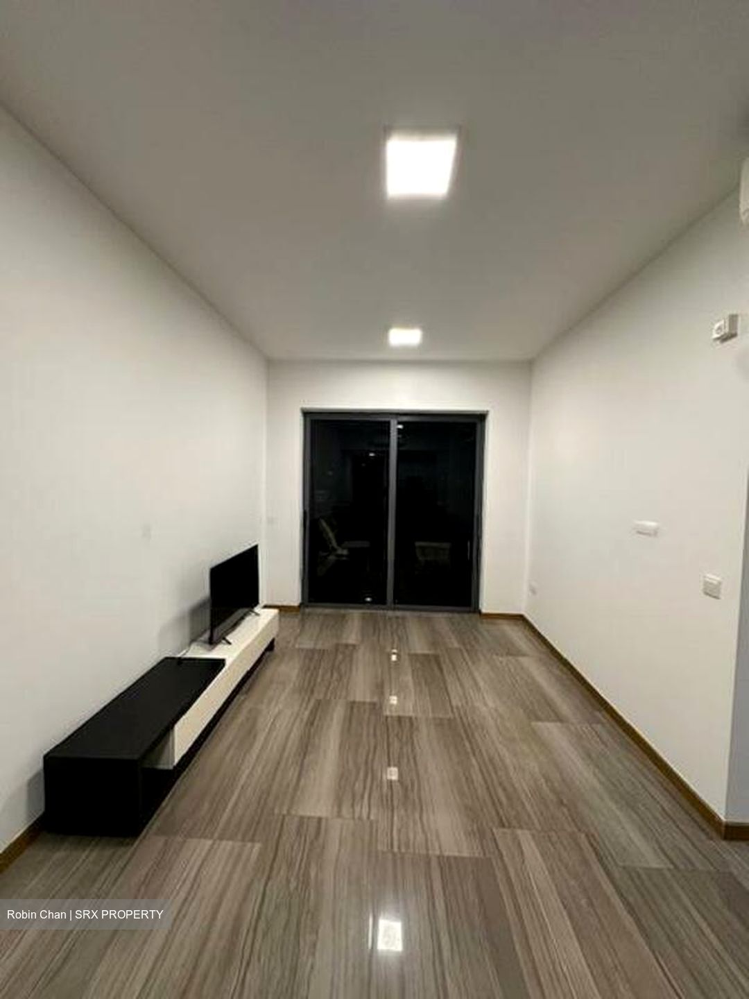 Lakeville (D22), Condominium #520500101